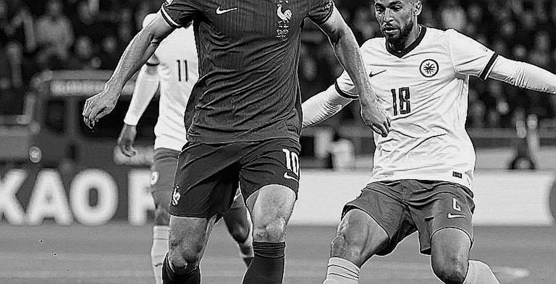 Barcelona từ bỏ vụ Aymeric Laporte: Điều khoản €15 triệu chỉ là khởi đầu của câu chuyện Barcelona từ bỏ vụ Aymeric Laporte: Điều khoản €15 triệu chỉ là khởi đầu của câu chuyện