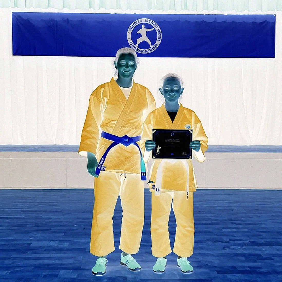Kata đồng đội Việt Nam tại Asiad: đọc bảng điểm 5-0 và cú vấp 0-5 bằng con mắt trọng tài