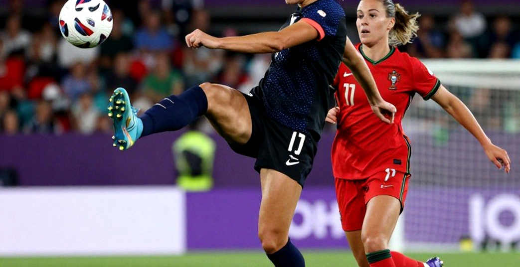 CAHN vs Hà Nội FC: Ranh Giới Giữa Bản Lĩnh Nhà Vô Địch Và Cái Bẫy Của Chuỗi Trận